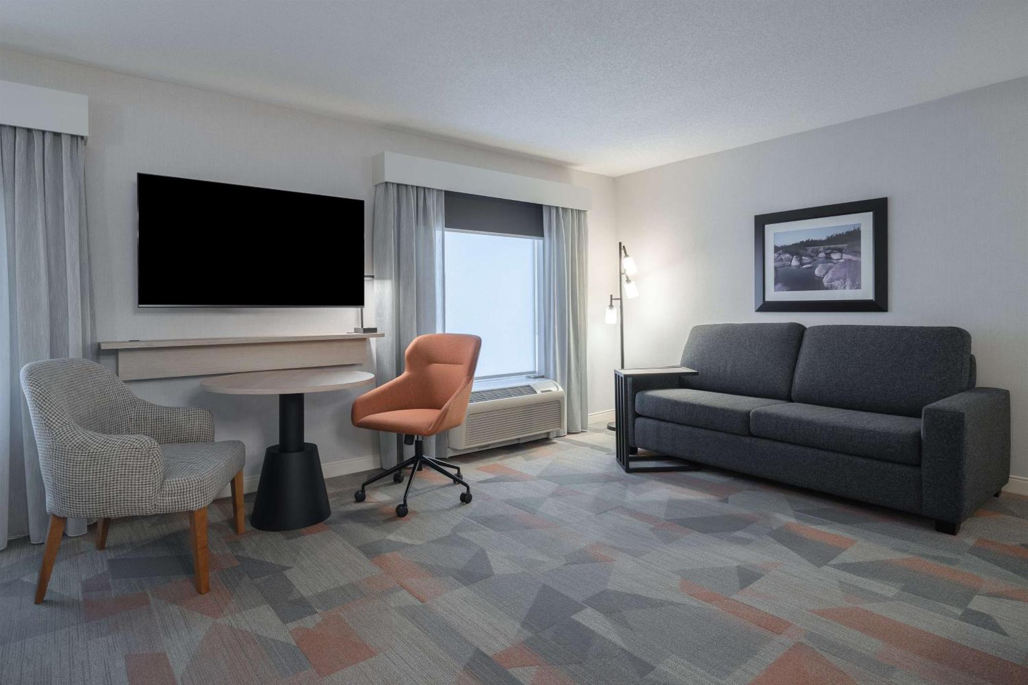 Hampton Inn & Suites By Hilton Moncton Exterior foto