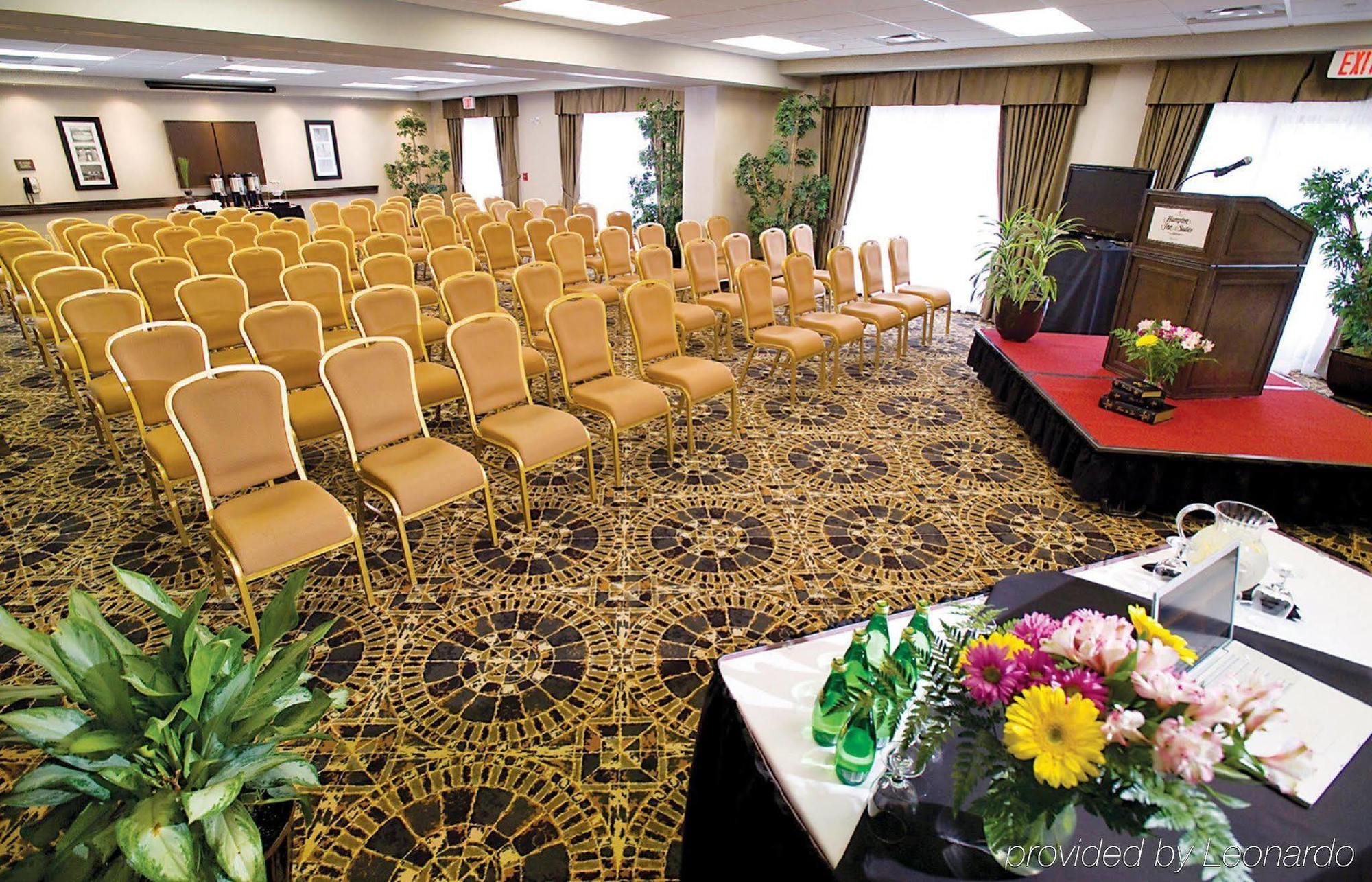 Hampton Inn & Suites By Hilton Moncton Negócio foto